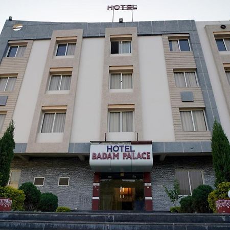 Hotel Badam Palace Udaipur Eksteriør bilde