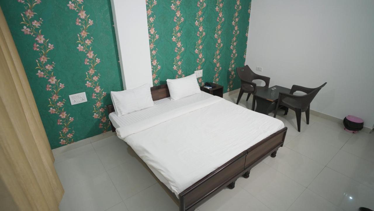 Hotel Badam Palace Udaipur Eksteriør bilde