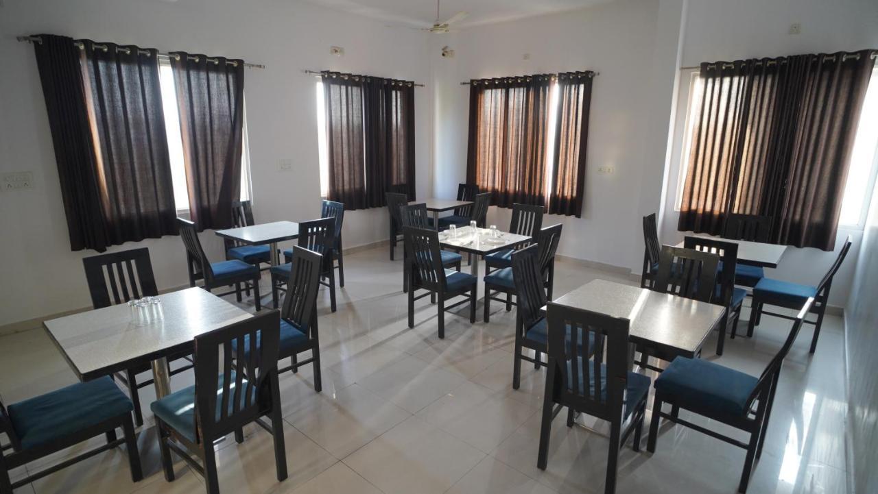 Hotel Badam Palace Udaipur Eksteriør bilde